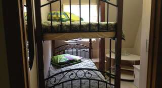 Хостел Little Кострома Кровать в общем номере с 2 кроватями-3